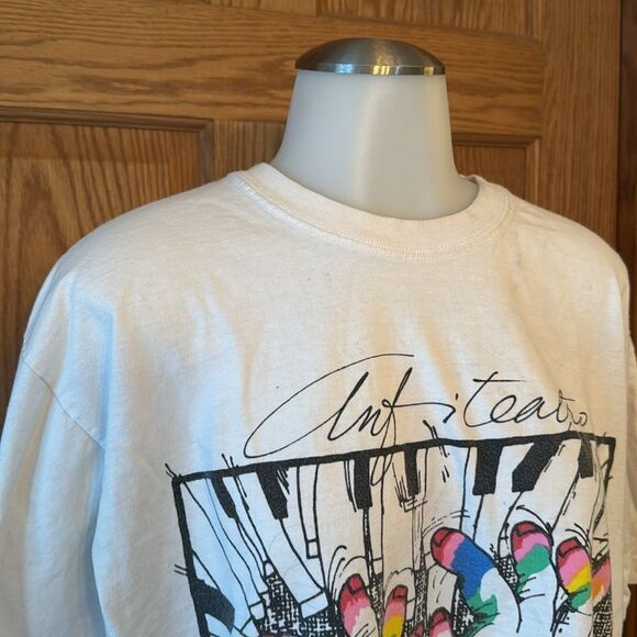 VINTAGE Sergio Mendes Piano Keys Altos De Chavon Tee - Picture 4 of 12